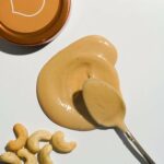 crema anacardi cucchiaio