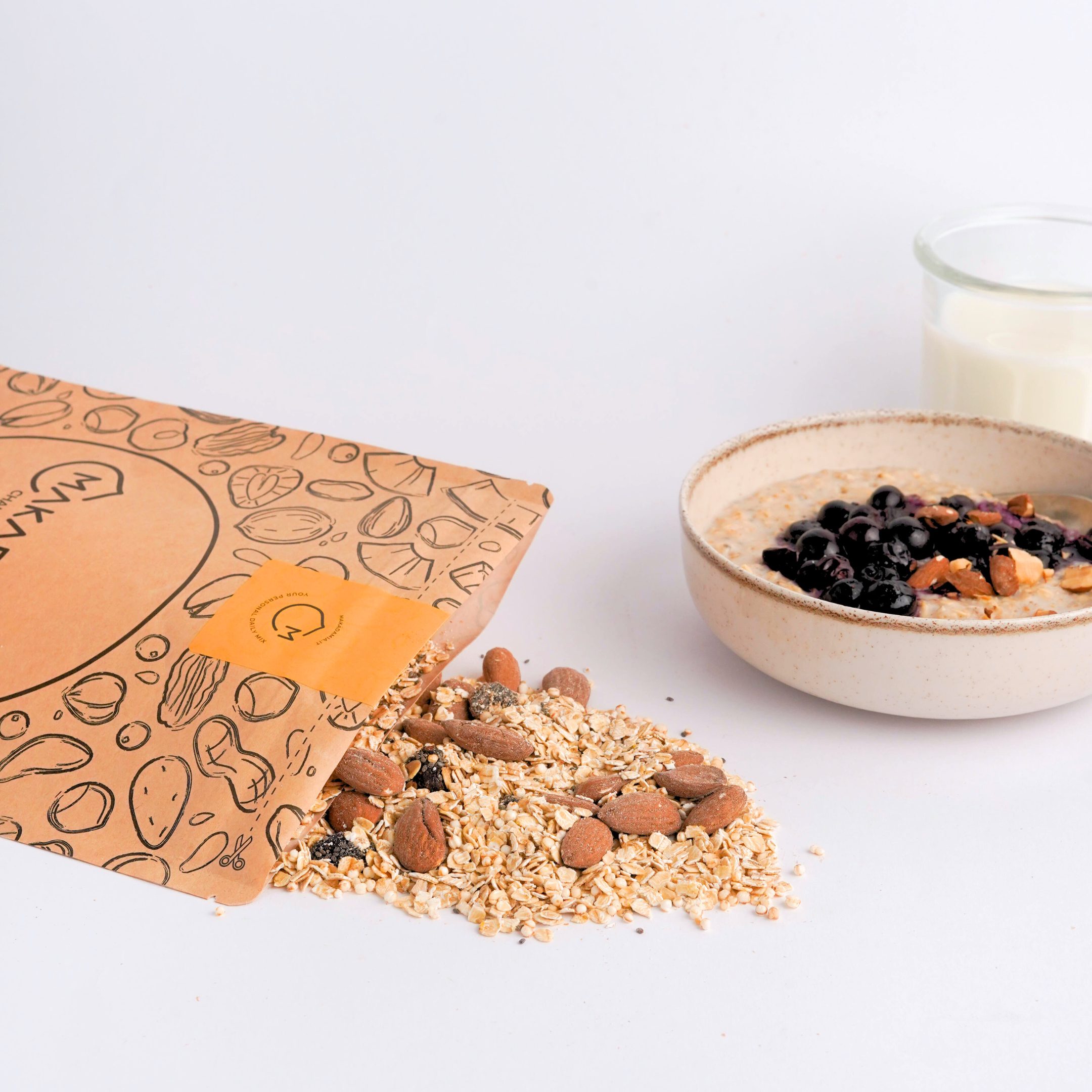 Mandel-Beeren-Porridge