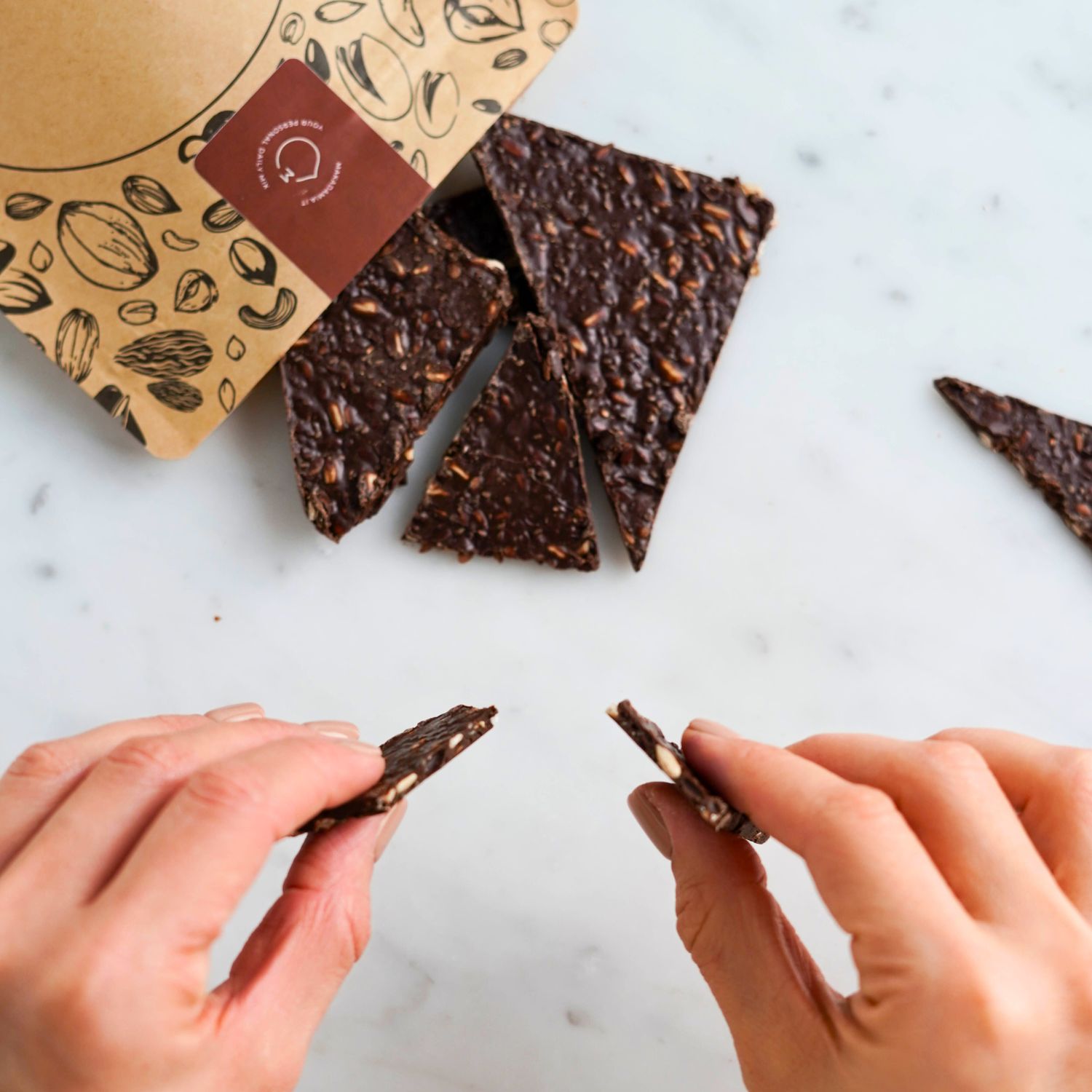 Crackers di Semi e Cioccolato