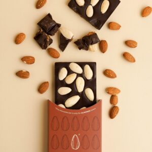 tavolette di cioccolato e mandorle makadamia