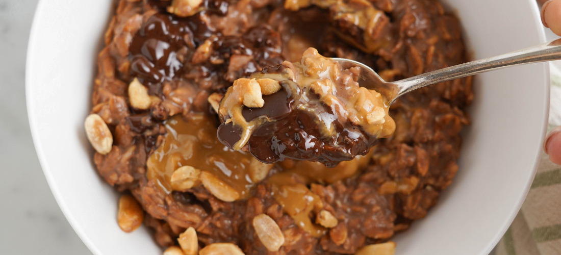 Porridge cioccolato e arachidi