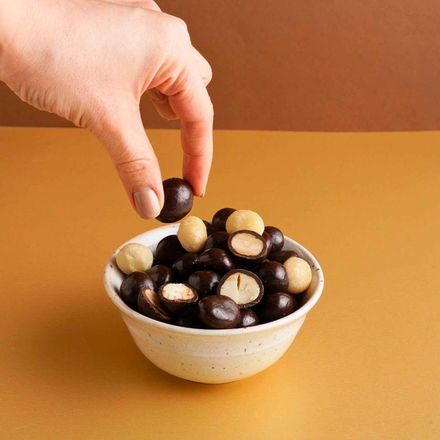 Noci di Macadamia ricoperte di cioccolato