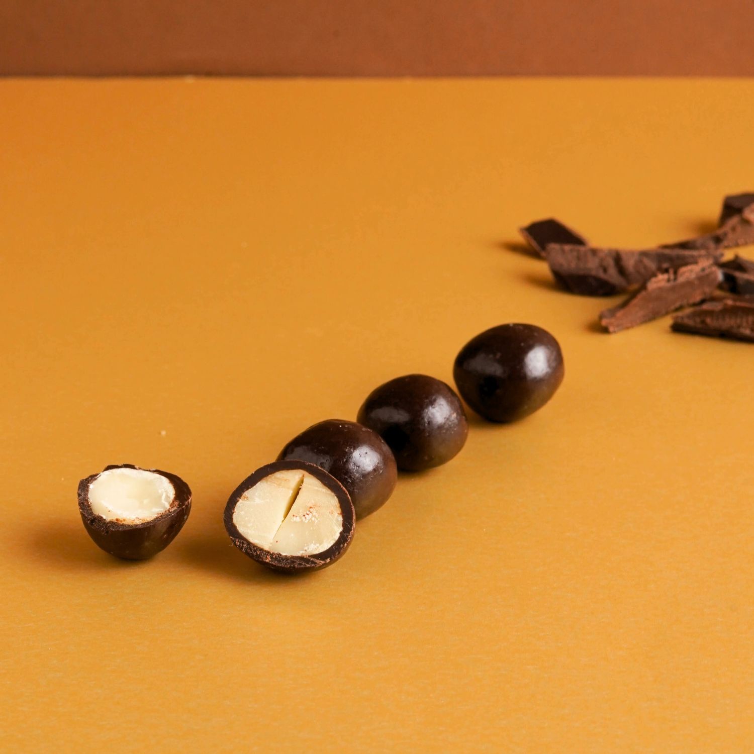 Noci di Macadamia ricoperte di cioccolato