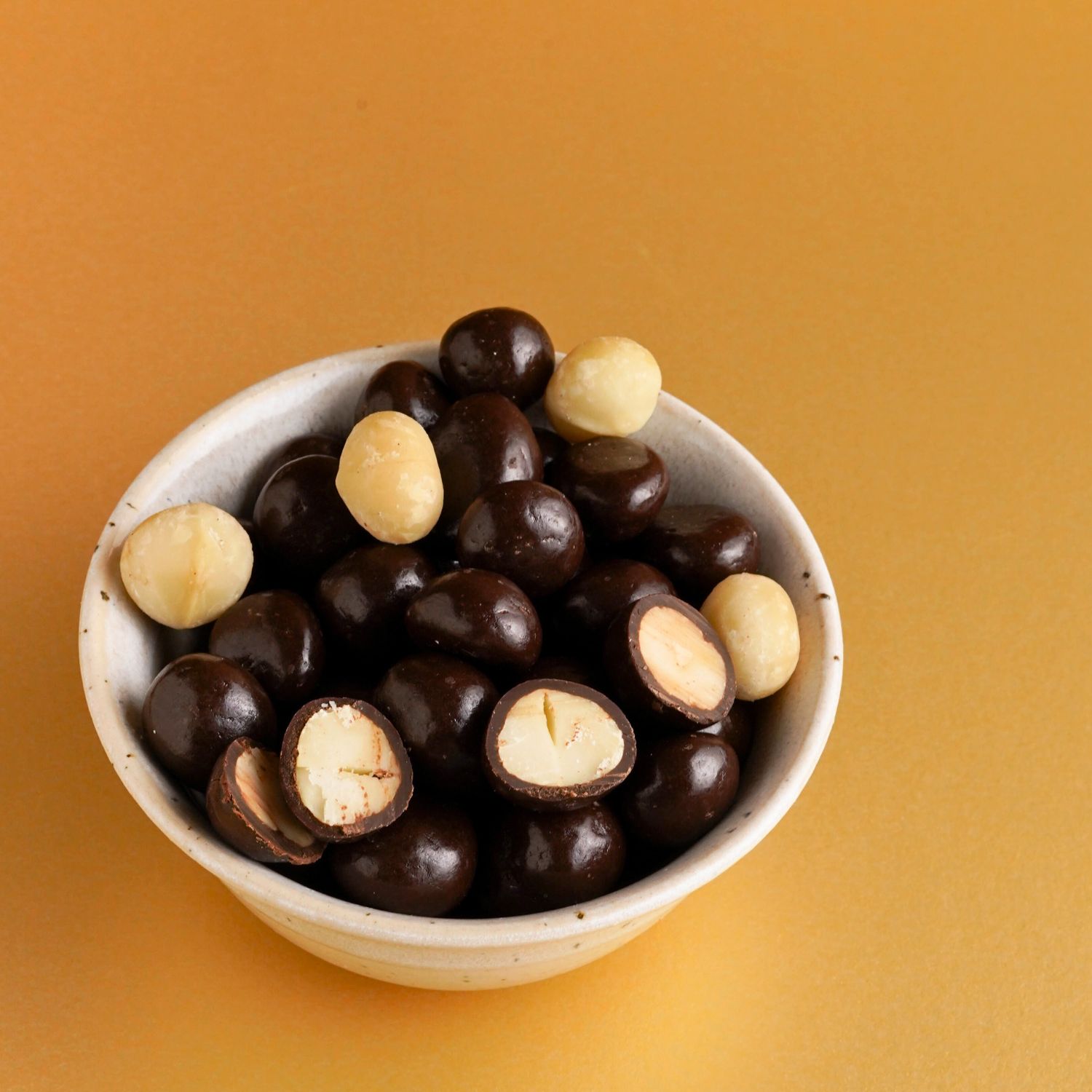 Noci di Macadamia ricoperte di cioccolato