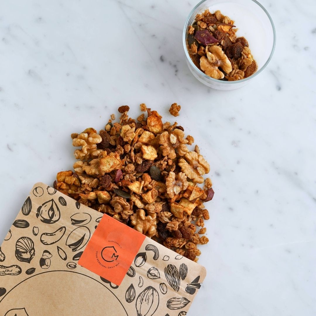 APPLE CINNAMON GRANOLA makadamia