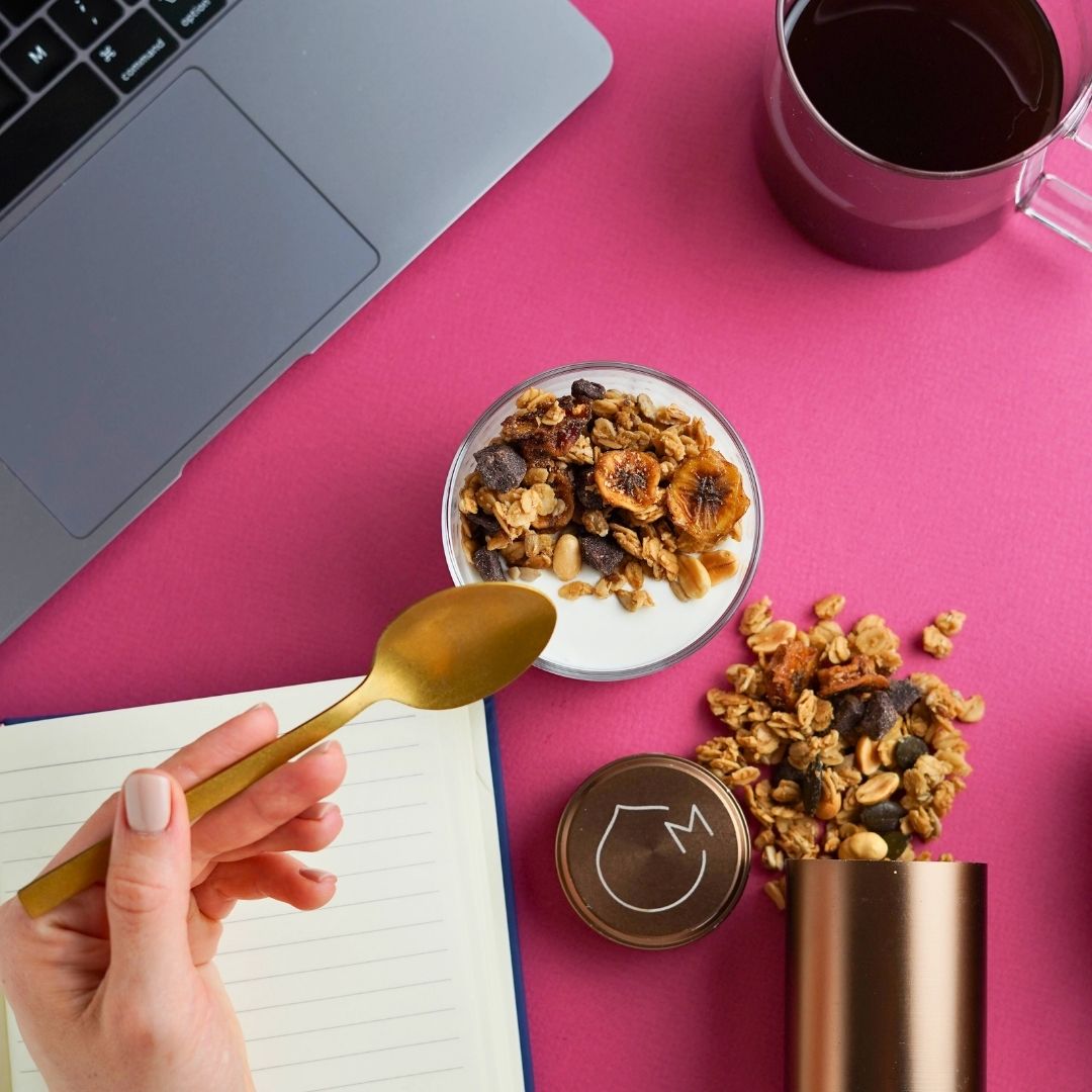 CHOCO BANANA GRANOLA makadamia