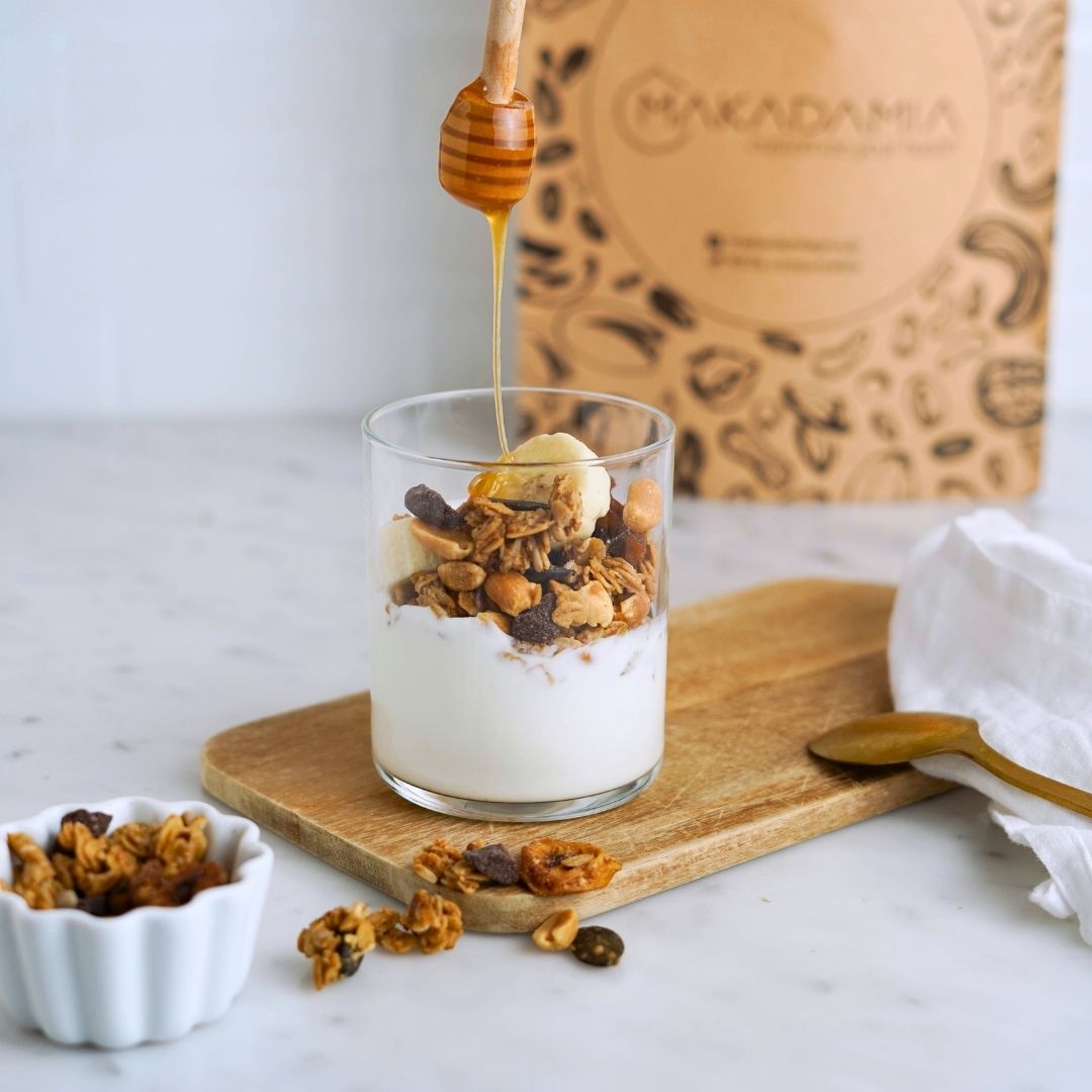 CHOCO BANANA GRANOLA makadamia