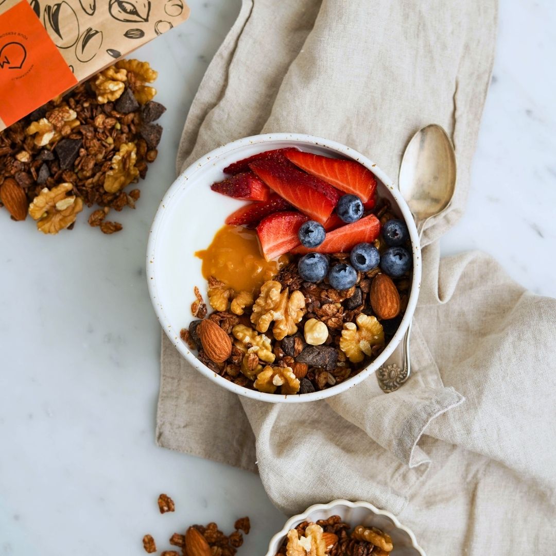 DARK CHOCO GRANOLA makadamia