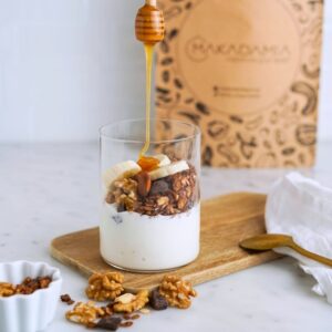 DARK CHOCO GRANOLA makadamia