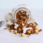 DARK COCONUT GRANOLA makadamia