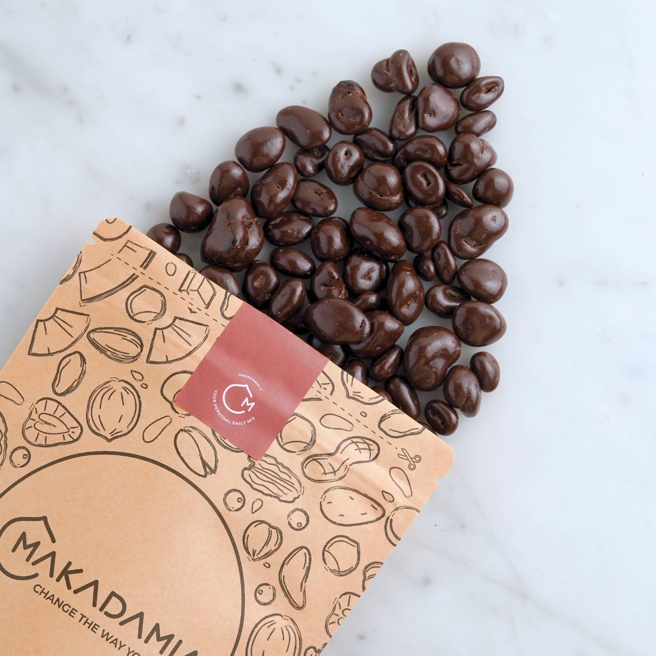 Mirtillo rosso ricoperto di cioccolato