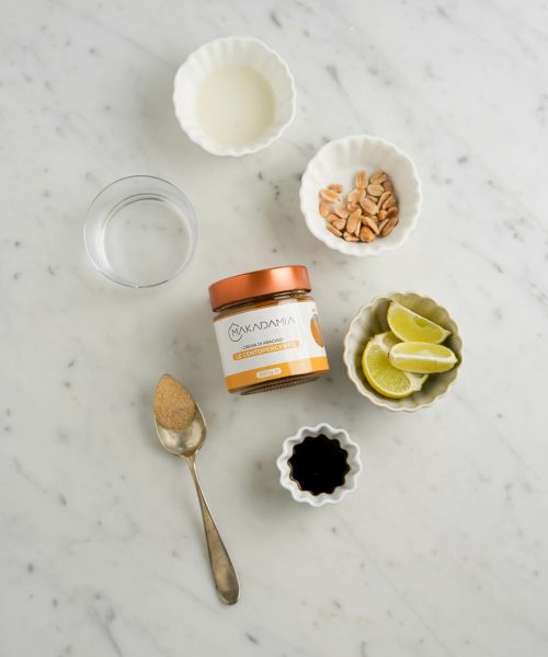 Tofu stiks alle arachidi